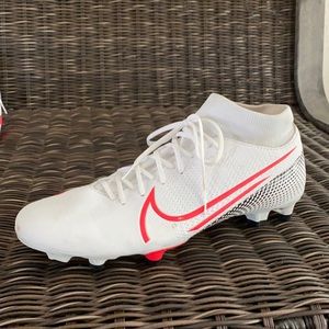 Men’s MERC Nike soccer cleats